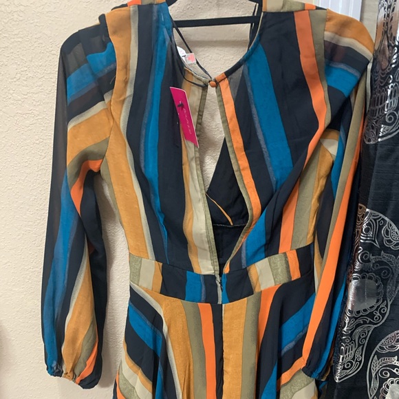 Beautiful fall romper! - Picture 4 of 5